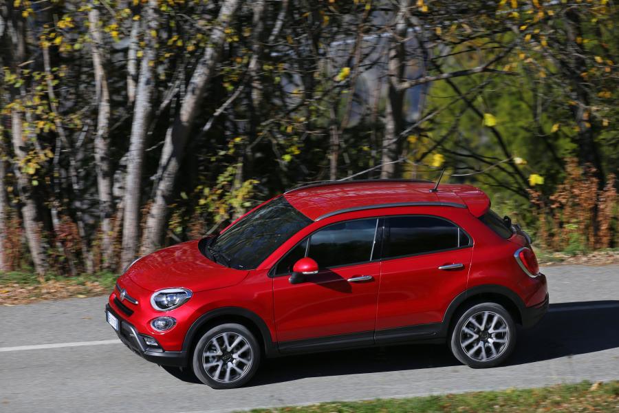  Fiat 500X Cross 2014 года  (фото 19 из 33)